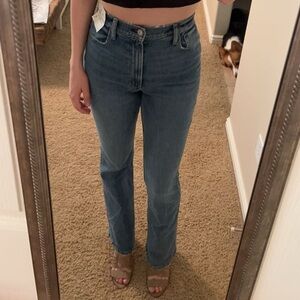 Abercrombie & Fitch The ‘70s vintage flare ultra high rise Jean curve love 26R